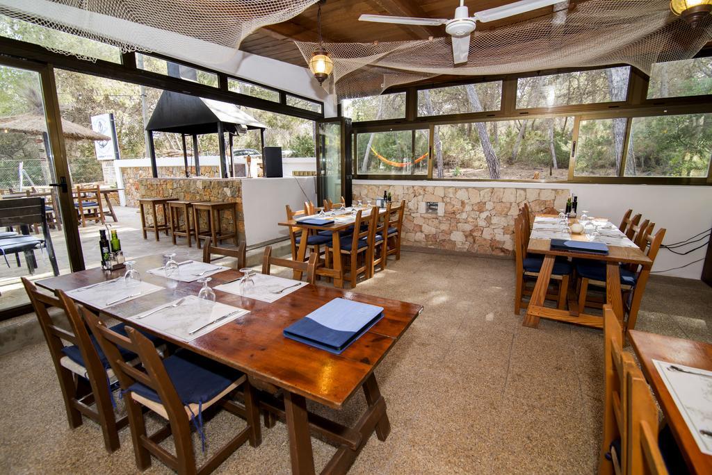 Hostal Cala Boix Es Cana Extérieur photo