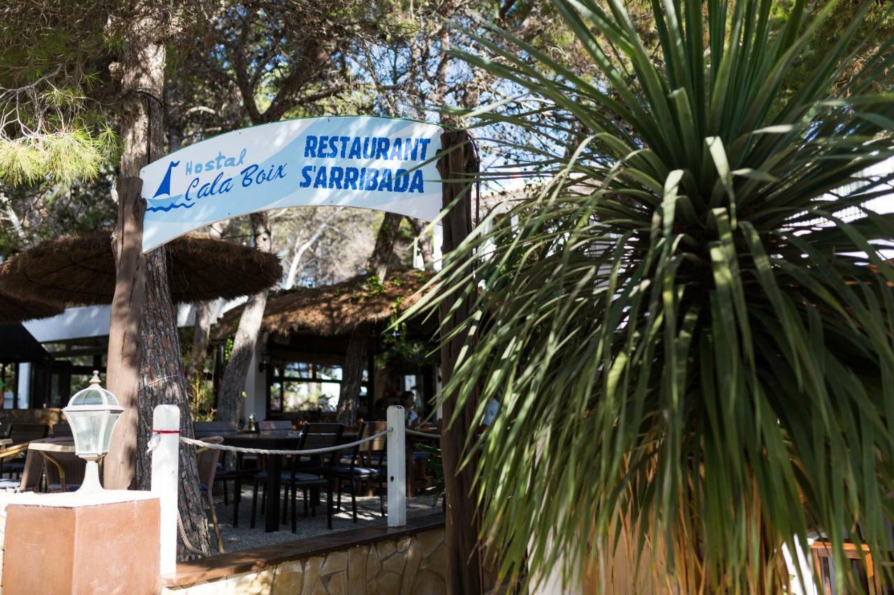 Hostal Cala Boix Es Cana Extérieur photo