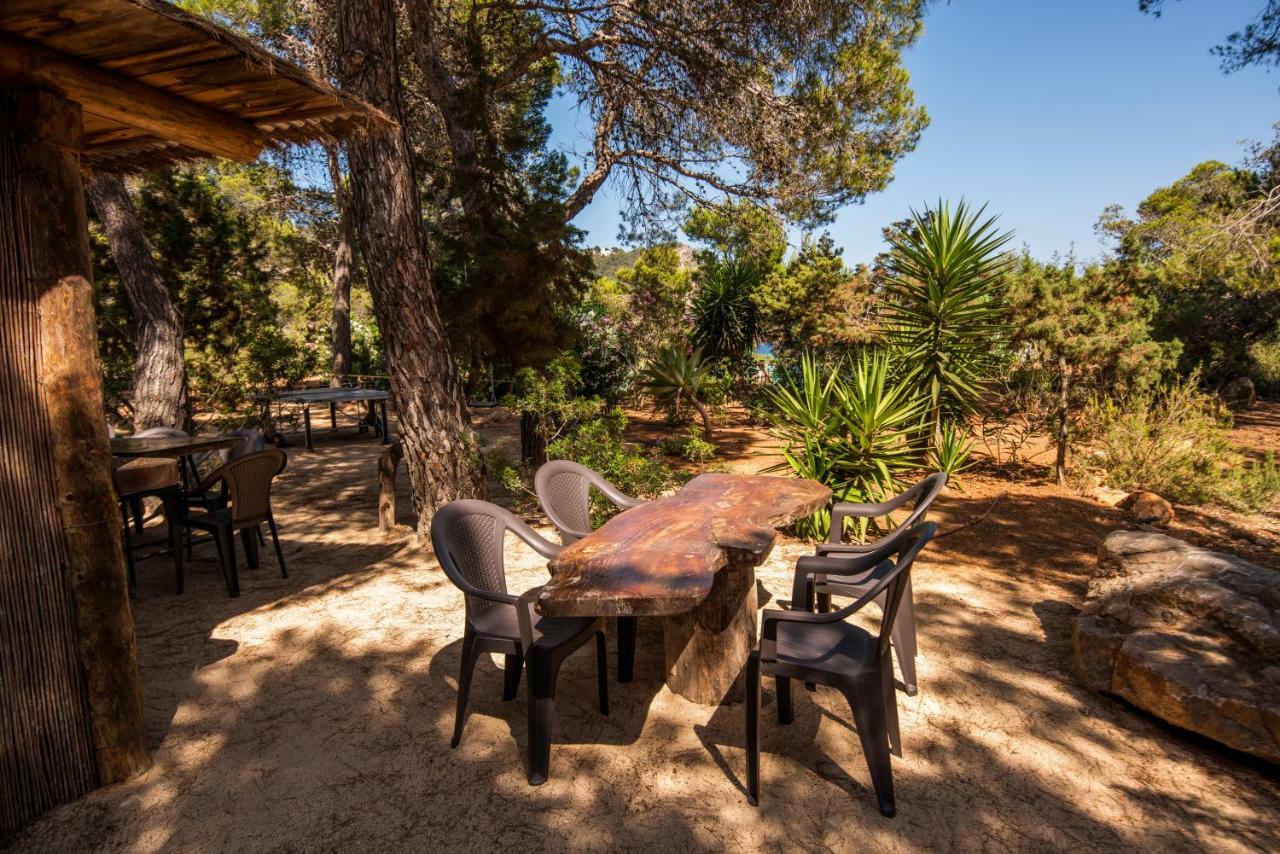 Hostal Cala Boix Es Cana Extérieur photo