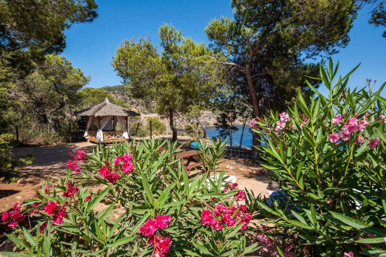 Hostal Cala Boix Es Cana Extérieur photo