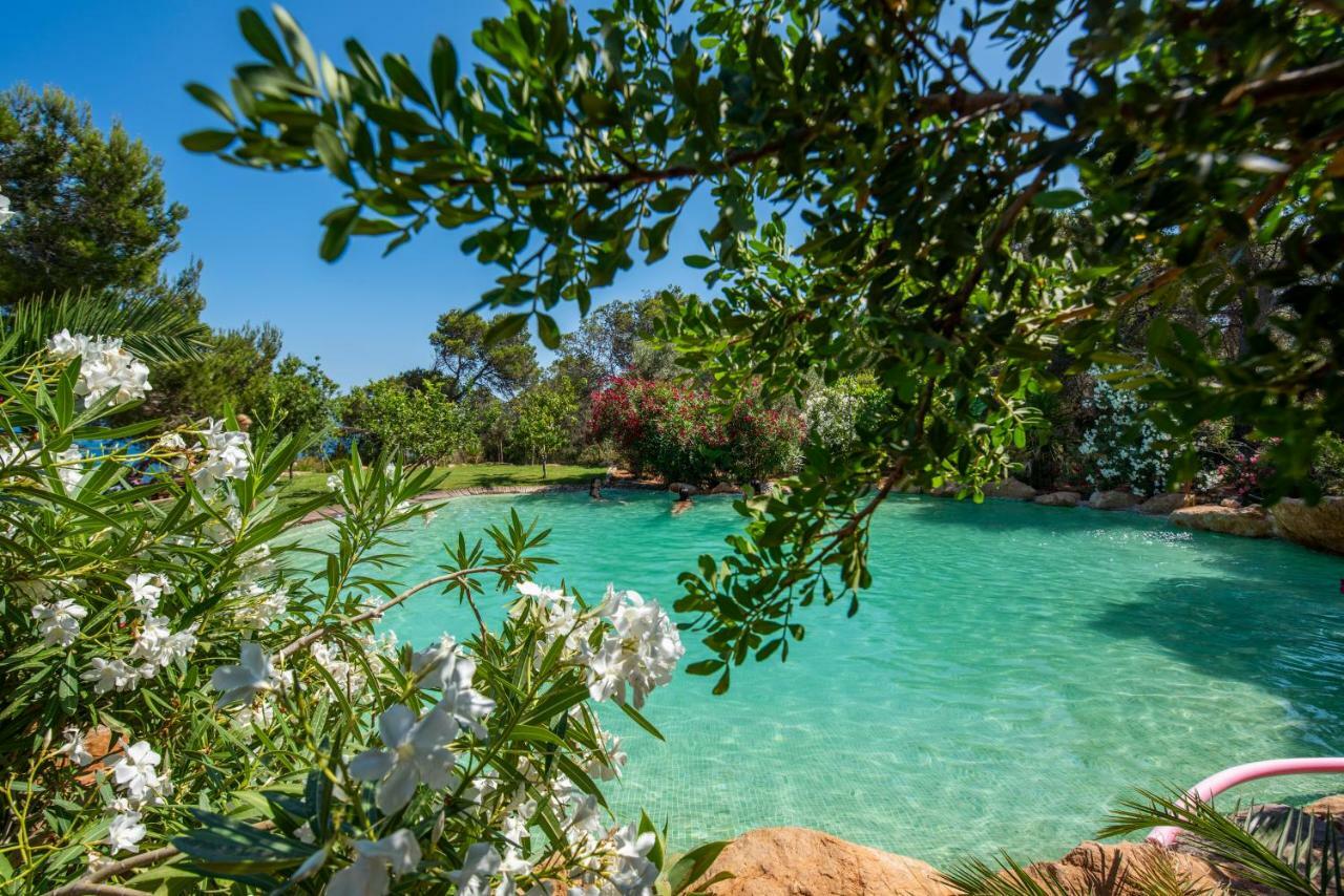 Hostal Cala Boix Es Cana Extérieur photo